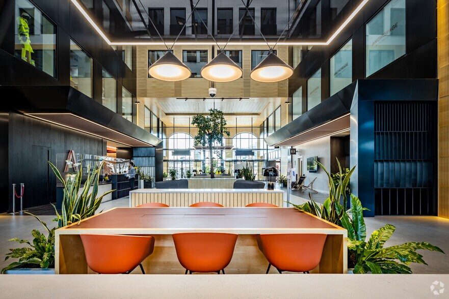 More Photos Of Anchorage Quay, Salford Office For Lease