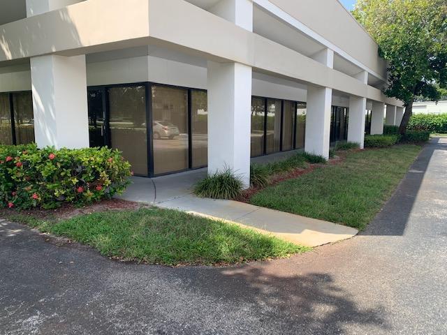 More Photos Of 1925 S Perimeter Rd, Fort Lauderdale Medical For Lease