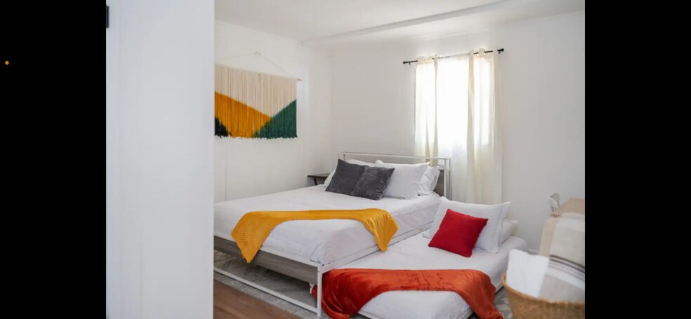 More Photos Of 2001 N 61st Ave, Pensacola Apartments For Sale