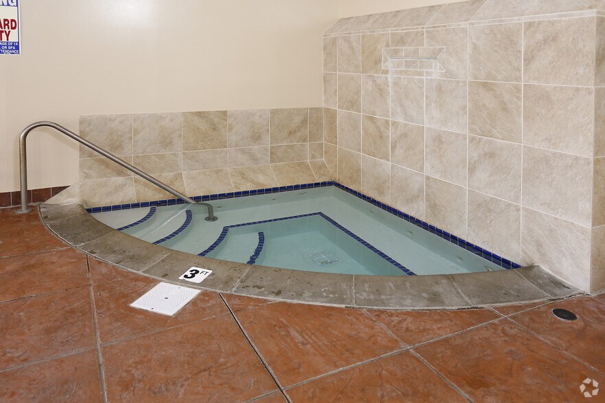 More Photos Of 10225 City Walk Dr, Woodbury Apartments For Sale