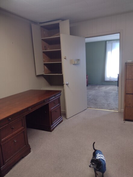 More Photos Of 1909 Montgomery Hwy, Dothan Office For Lease