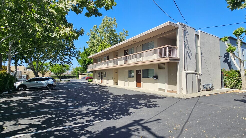 More Photos Of 2066 Clarmar Way, San Jose Medical For Sale