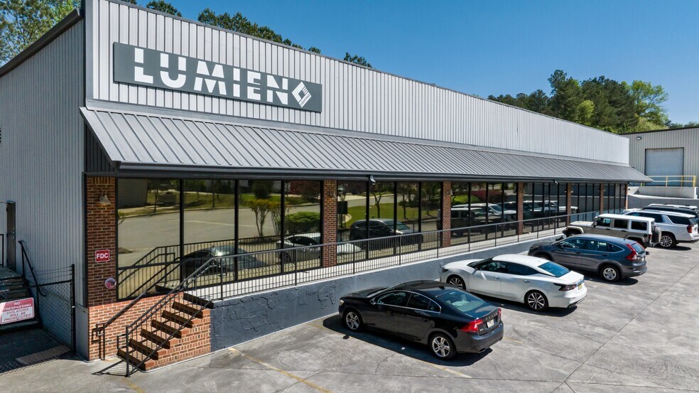 More Photos Of 3050 Matlock Dr, Kennesaw Light Manufacturing For Sale