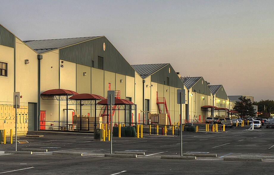 More Photos Of 5201-5321 Luce Ave, Mcclellan Warehouse For Lease
