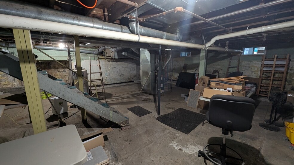 More Photos Of 3515 Bremen Hwy, Mishawaka Storefront Retail Office For Lease