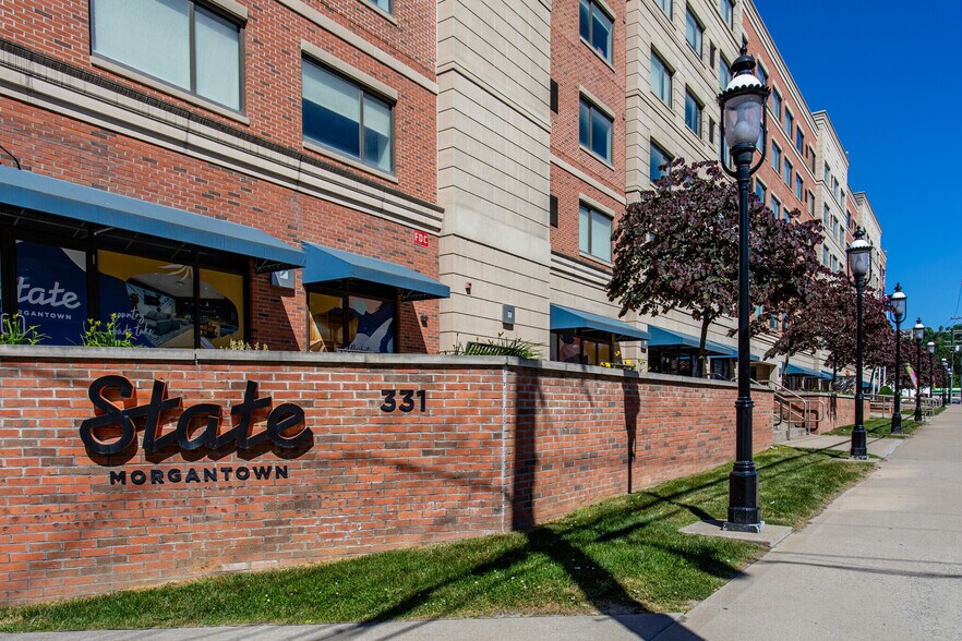 More Photos Of 333 Beechurst Ave, Morgantown Storefront Retail Residential For Lease