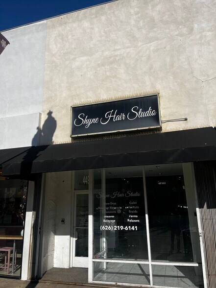 More Photos Of 443-453 E Colorado Blvd, Pasadena Storefront For Lease
