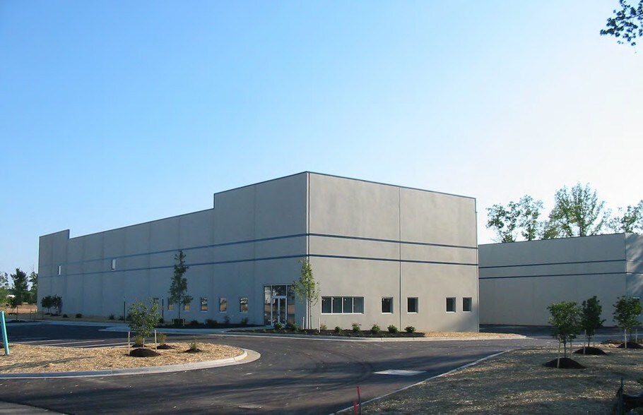 More Photos Of 12195 Harley Club Dr, Ashland Flex For Sale