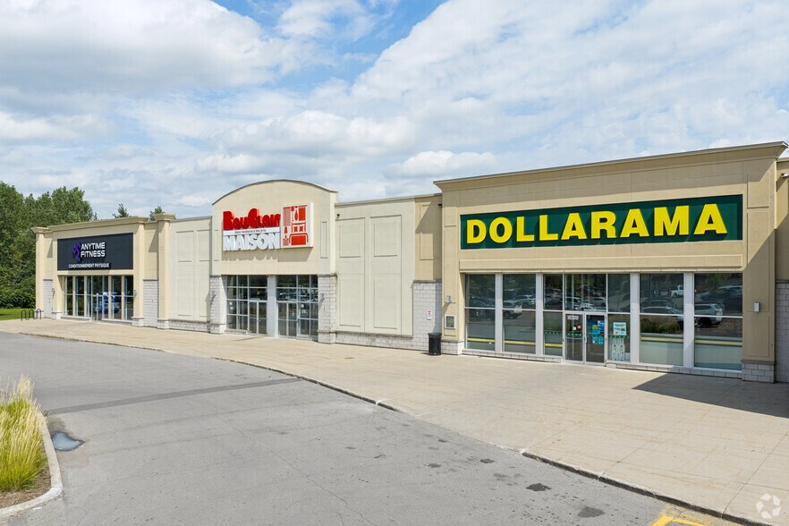 More Photos Of 5205 Boul Robert-Bourassa, Laval Unknown For Lease