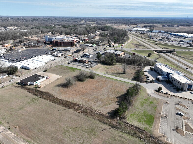 More Photos Of 0 Coulter Cv, New Albany Land For Sale