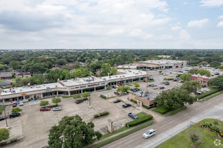 More Photos Of 4802-4930 Fairmont Pky, Pasadena General Retail For Sale
