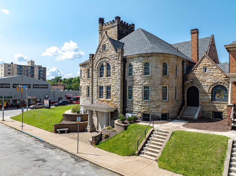 More Photos Of 486 S Graham St, Pittsburgh Religious Facility For Sale