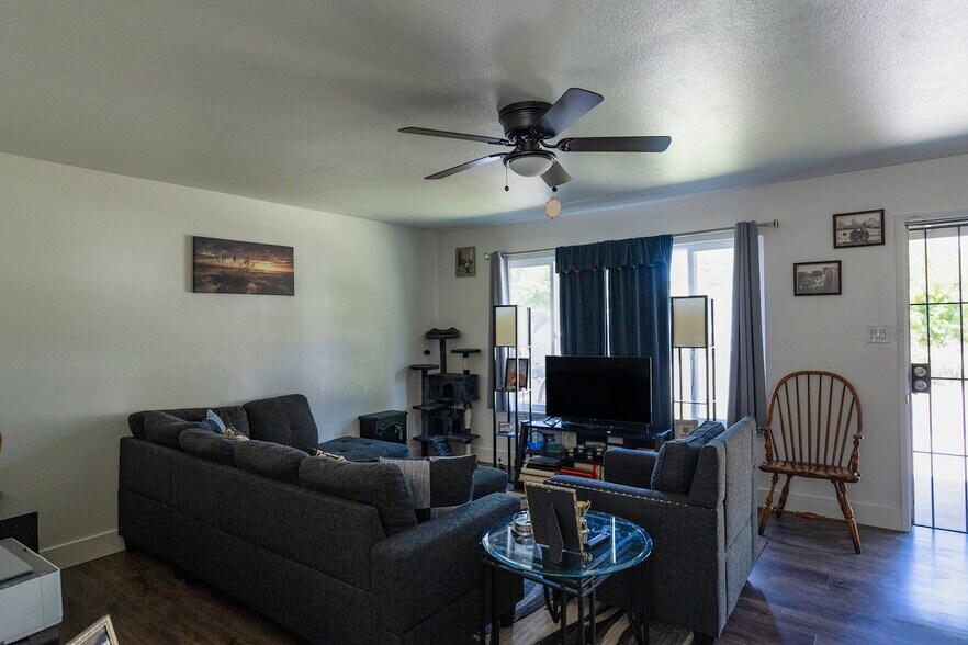 More Photos Of 111-121 Elliot St, Woodland Apartments For Sale
