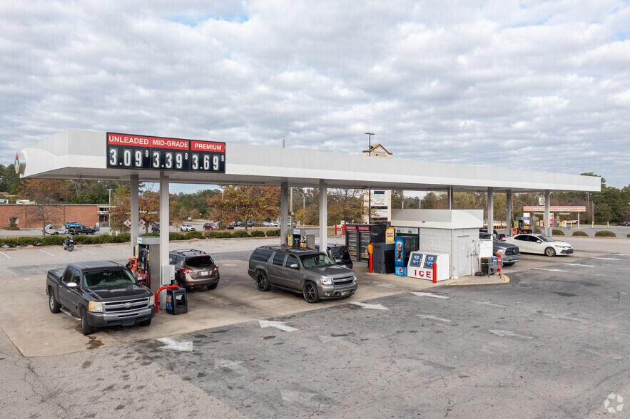 More Photos Of 4685 Presidential Pky, Macon-Bibb Unknown For Lease