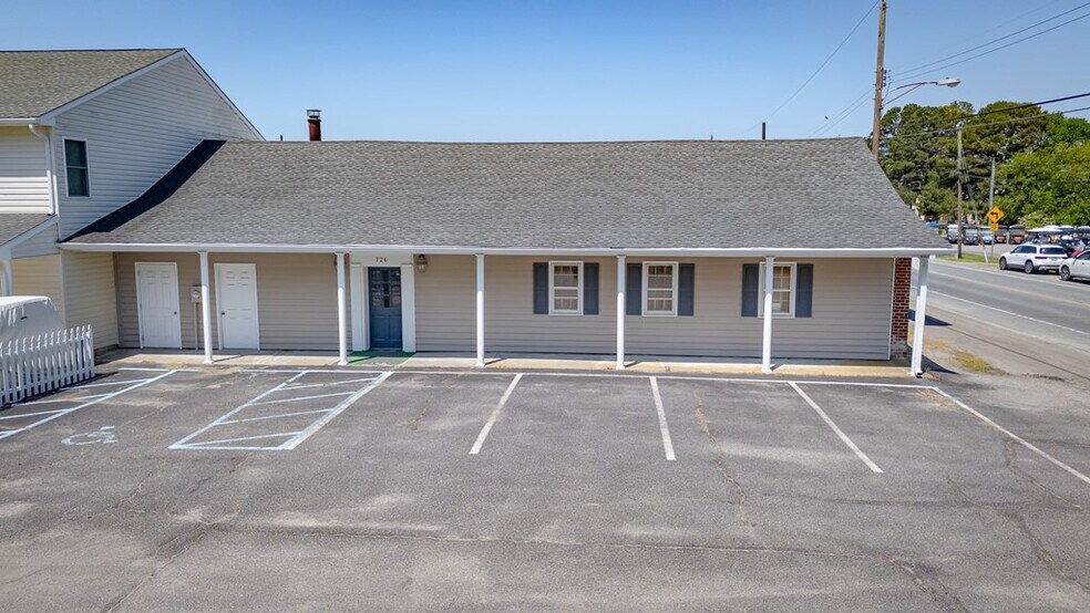 More Photos Of 726 Randolph Ave, Cape Charles Medical For Sale