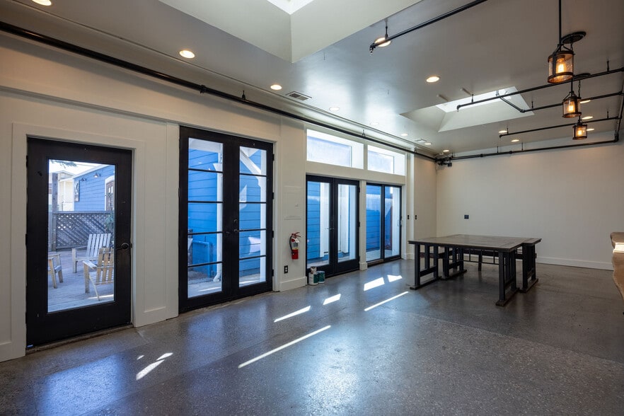 More Photos Of 313-323 Princeton Ave, Half Moon Bay Service For Lease