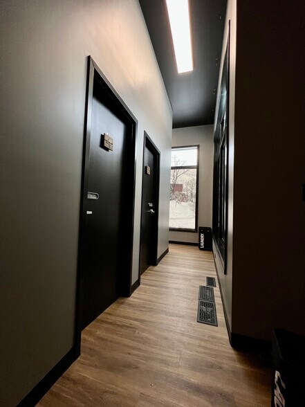 More Photos Of 451 S Ashland Ave, Lexington Storefront Retail Residential For Sale