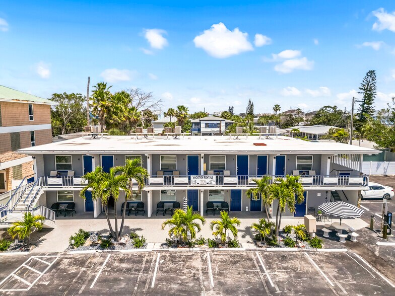 More Photos Of 14231 Gulf Blvd, Madeira Beach Apartments For Sale