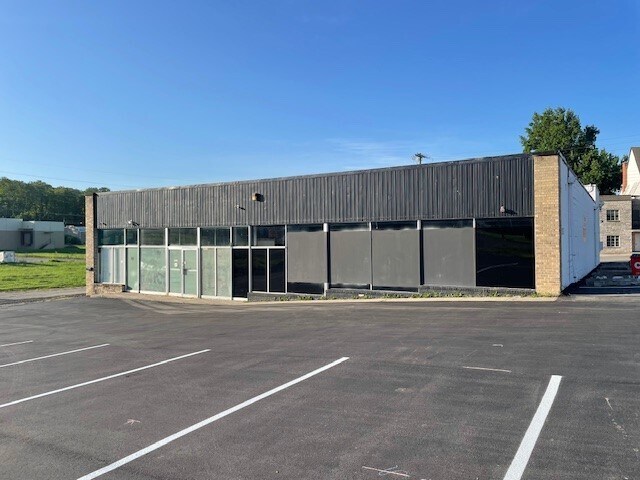 Primary Photo Of 2605 Saint Joseph Ave, Saint Joseph Freestanding For Sale