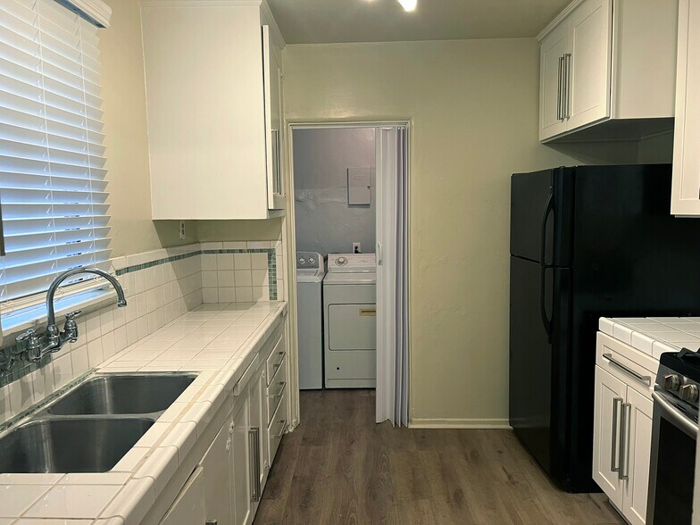 More Photos Of 2749 S Sepulveda Blvd, Los Angeles Multifamily For Sale