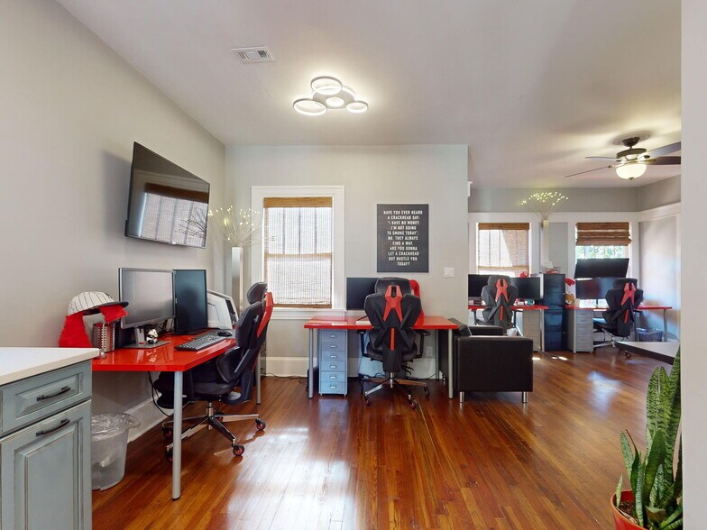 More Photos Of 215 Washington st, New Smyrna Beach Office Residential For Sale