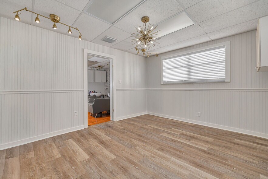 More Photos Of 132 7th Ave S, Safety Harbor Restaurant For Sale