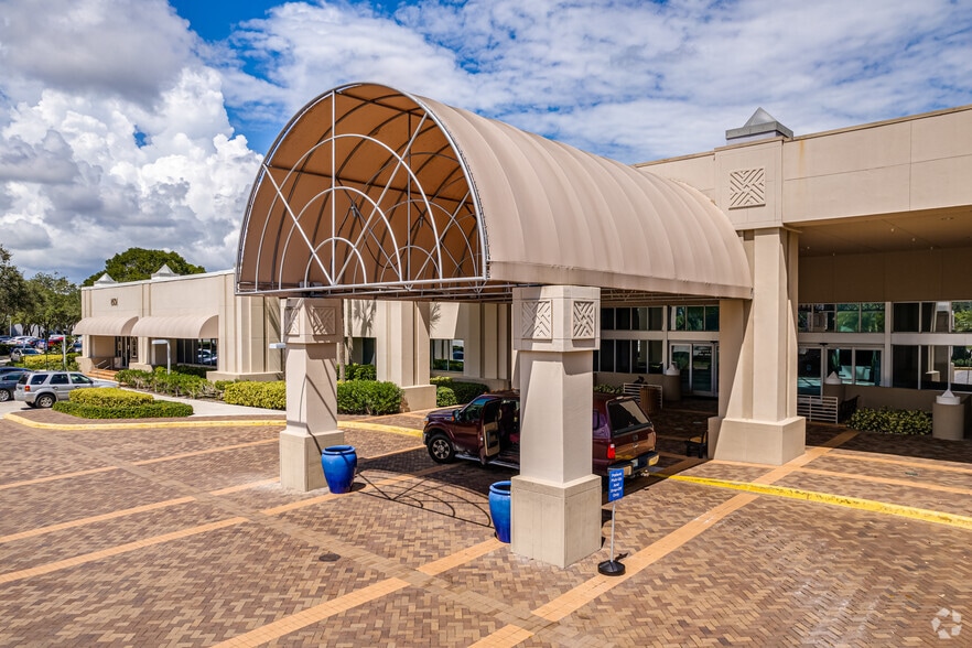 More Photos Of 1601 Clint Moore Rd, Boca Raton Medical For Lease