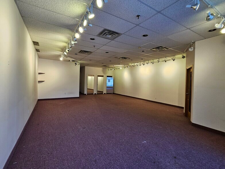 More Photos Of 20 Wertheim Ct, Richmond Hill Medical For Lease