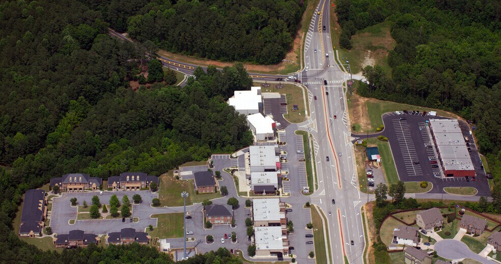 More Photos Of 2495 Cedarcrest Rd, Acworth Storefront For Lease