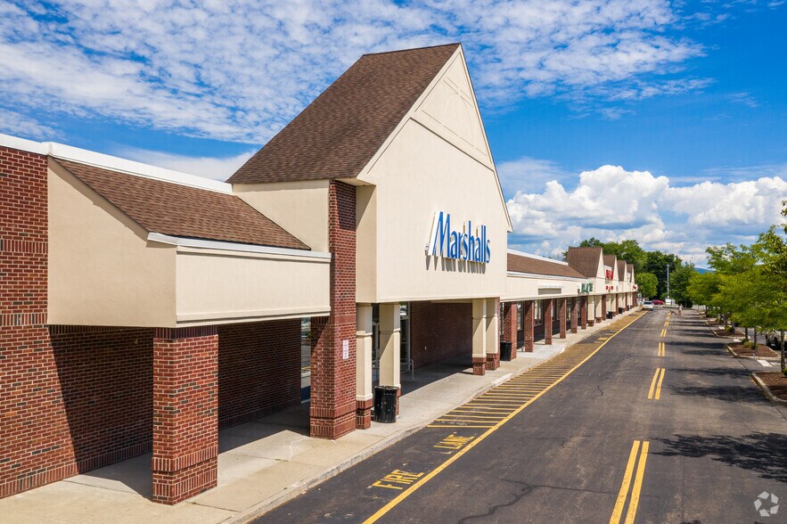 More Photos Of 1425-1433 Route 300, Newburgh Unknown For Lease
