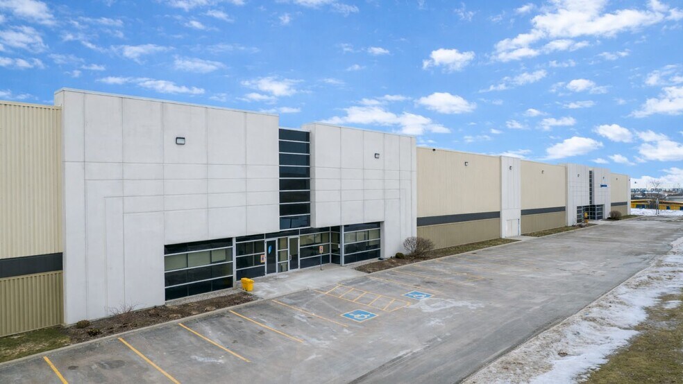 More Photos Of 520 Beards Ln, Woodstock Manufacturing For Lease