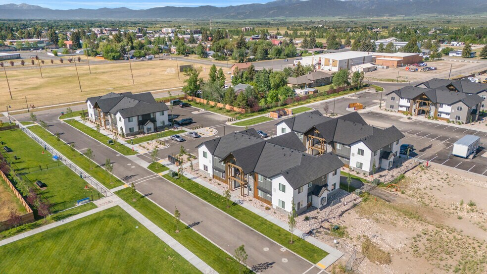 More Photos Of 201 E Ross Ave, Driggs Multifamily For Sale