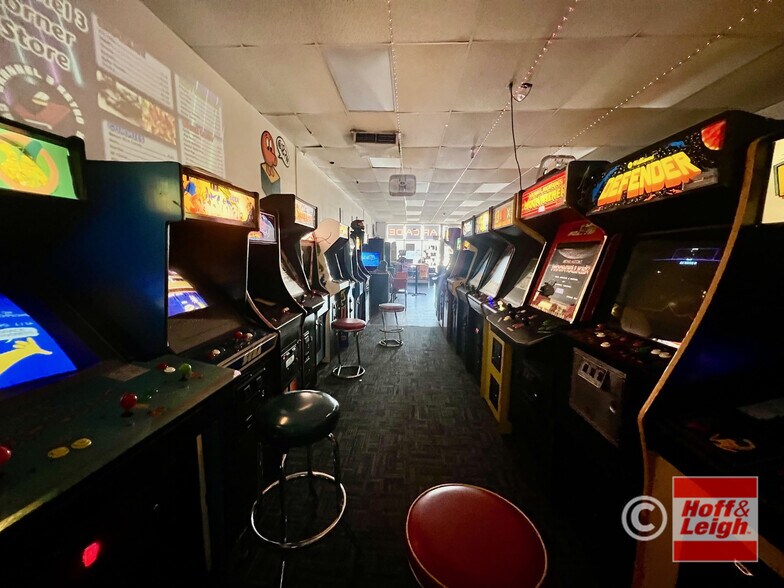 More Photos Of 8410 W Colfax Ave, Lakewood Storefront Retail Office For Lease