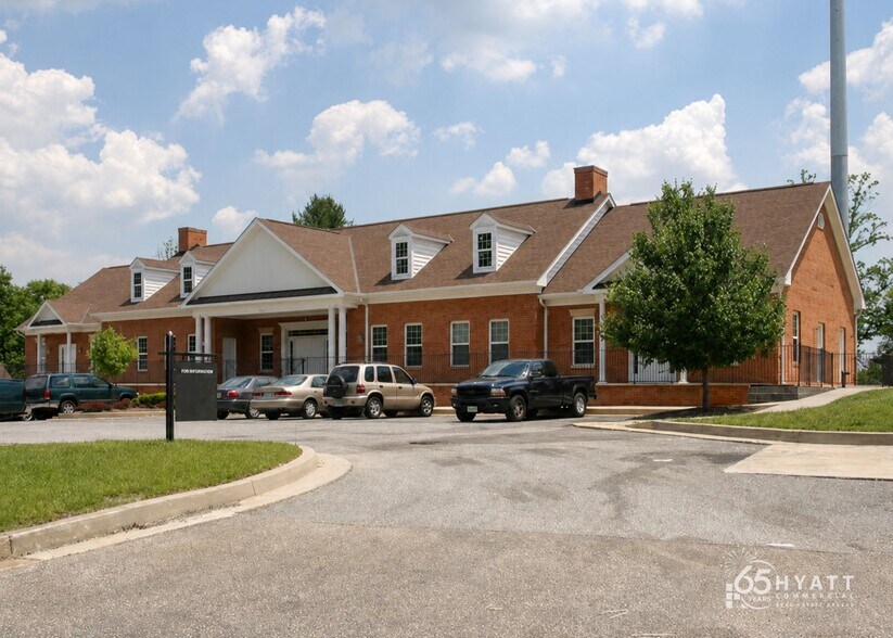 Primary Photo Of 10260-10268 Baltimore National Pike, Ellicott City Unknown For Lease