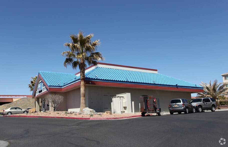 More Photos Of 2900 N Telshor Blvd, Las Cruces Restaurant For Sale