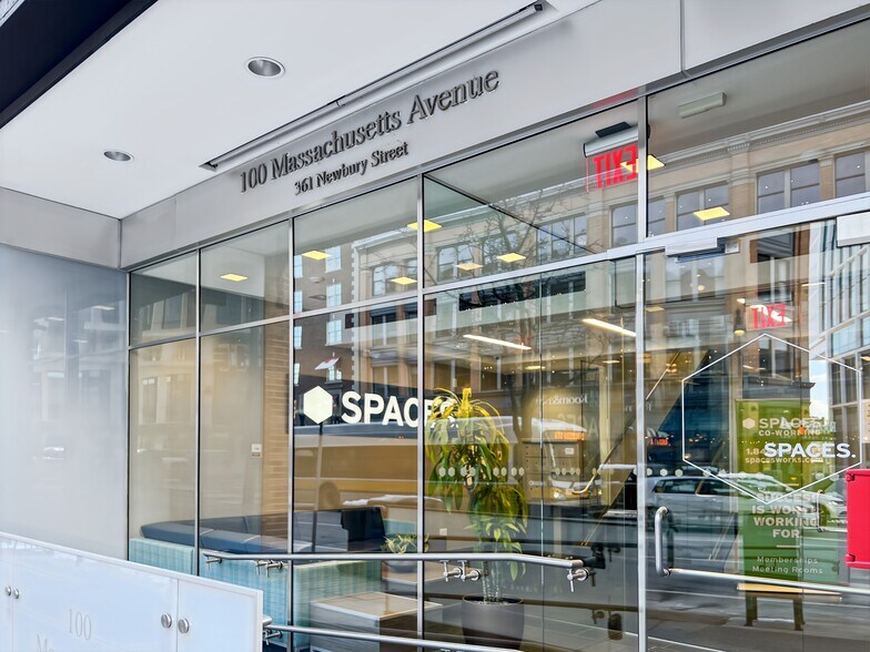 More Photos Of 361-361 Newbury St, Boston Coworking Space