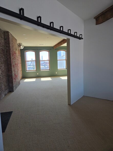 More Photos Of 111 Genesee St, Buffalo Office Residential For Lease