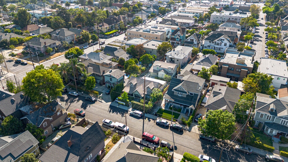 More Photos Of 2127 Portland St, Los Angeles Healthcare For Sale