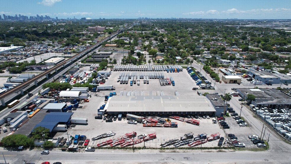More Photos Of 7180 NW 27th Ave, Miami Warehouse For Lease