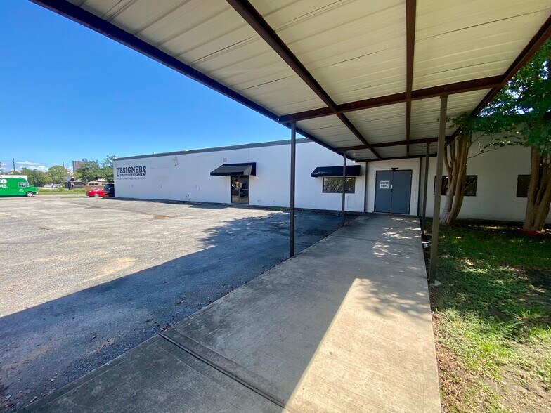 More Photos Of , Houston General Retail For Sale