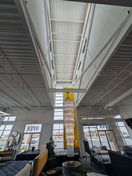 More Photos Of 12650 Pellicano dr, El Paso Storefront For Lease