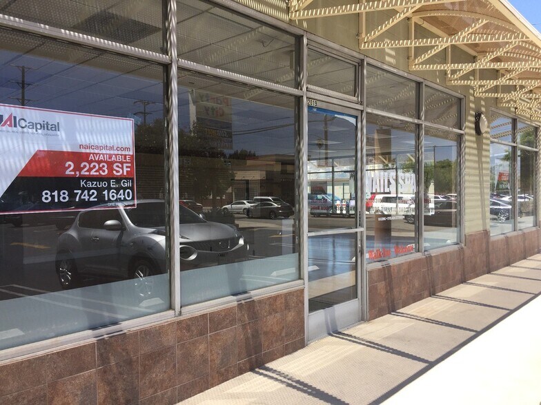 More Photos Of 2011 N Hollywood Way, Burbank Storefront For Lease