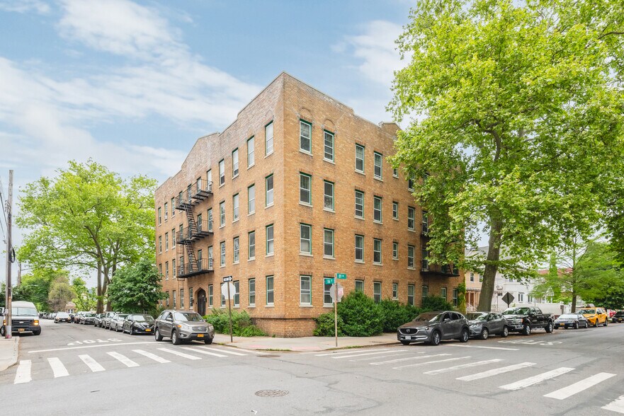 More Photos Of 87-87 116th St, Richmond Hill Multifamily For Sale