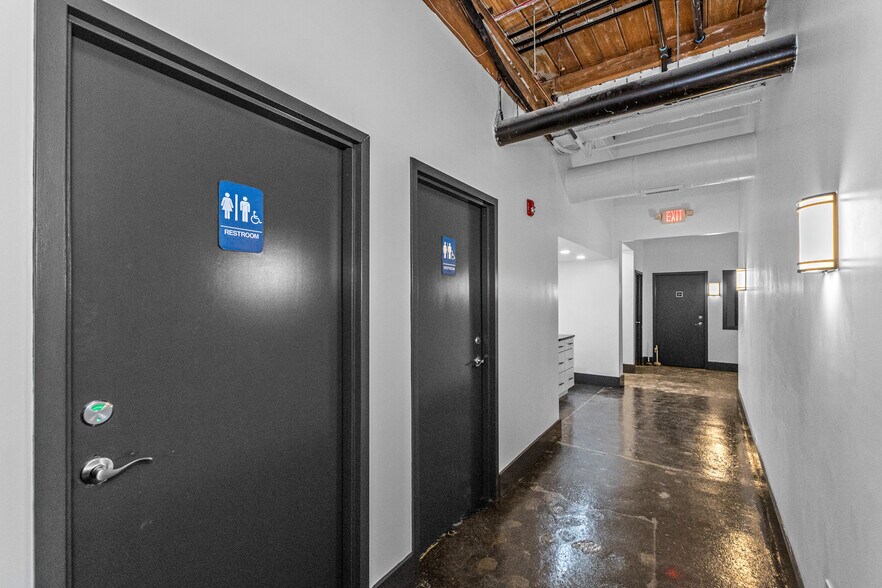 More Photos Of 67 Maplewood St, Malden Office For Lease