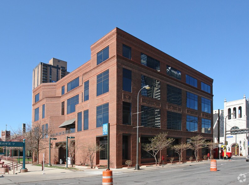 More Photos Of 1201 Marquette Ave, Minneapolis Office For Lease