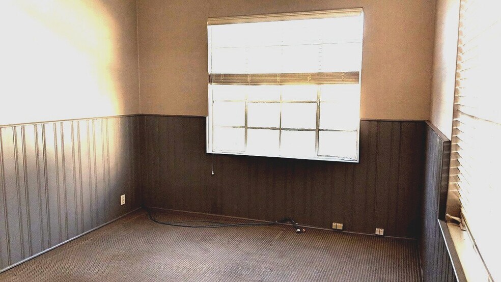 More Photos Of 114-122 S Beverly Dr, Beverly Hills Storefront Retail Office For Lease