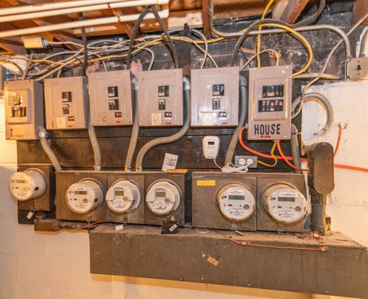 More Photos Of 3500-3504 Liberty Heights Ave, Baltimore Apartments For Sale