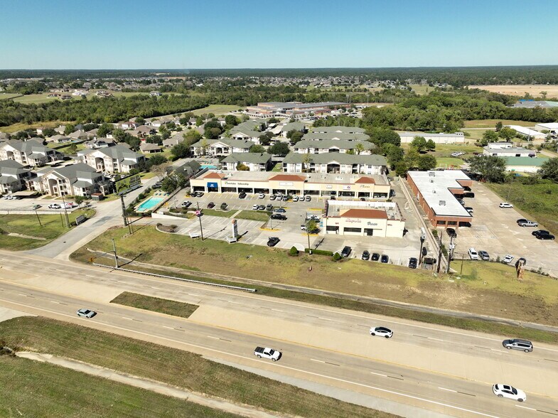 More Photos Of 19786 Highway 105 W, Montgomery Storefront For Sale