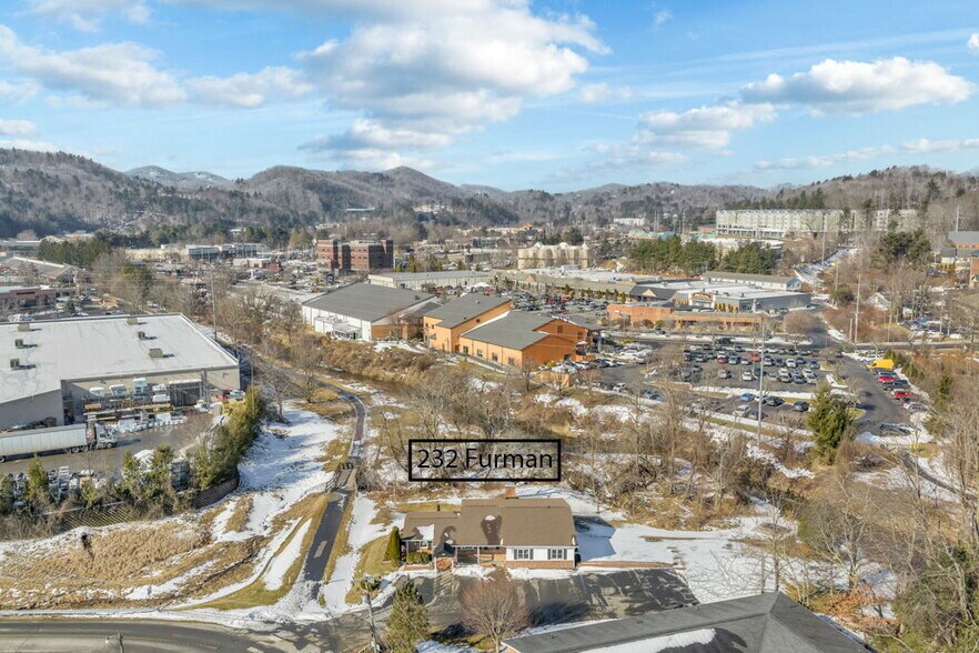 More Photos Of 232 Furman Rd, Boone Medical For Sale