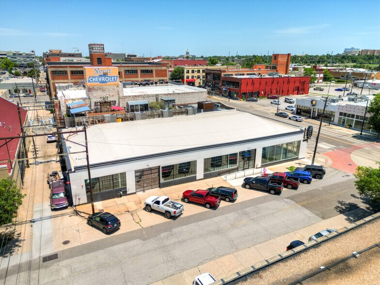 More Photos Of 801 N Broadway Ave, Oklahoma City Storefront Retail Office For Lease